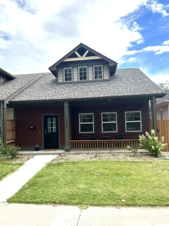 It's all about Location! This Downtown Retreat = easy access to the heart of GJ. Отели в г. Меса