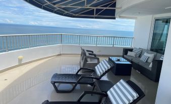 Palmetto Penthouse Deluxe Beautiful View and Sunset Floor 39