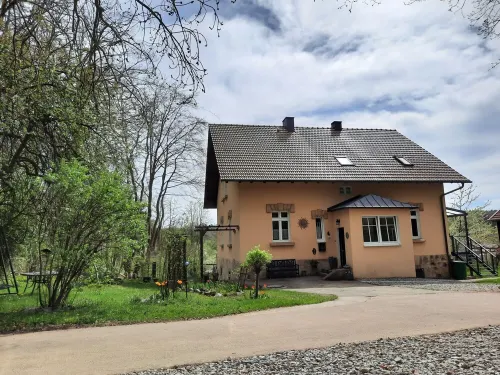 Vacation home Rötzer - Forsthausschmankerl Hotels in Bruck in der Oberpfalz