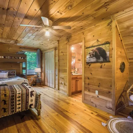 Creekside Cabin Retreat - Hot Tub, Treehouse, Fire Pit, Near Lost River WV