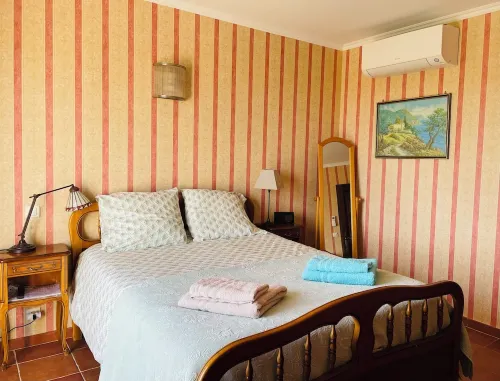 Villa "ylang" Entourée par la Garrigue et Champs de Lavande