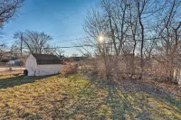 Family-Friendly Rockford Home w/ Private Yard! - 3-Star