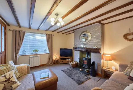 Cosy Cumbrian cottage for your country escape - pet friendly!