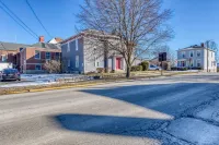 Cozy 1-Bedroom Retreat Near DePauw University & Downtown Greencastle! Hotels in Greencastle