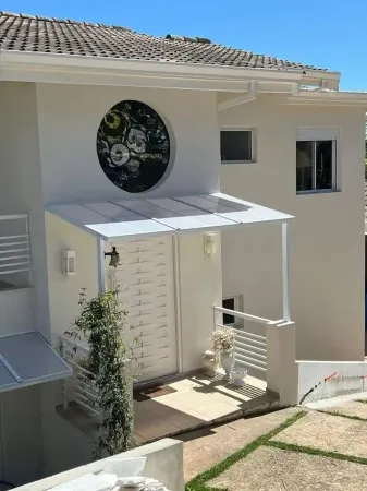 Espetacular e Charmosa Casa, Condomínio Fech, Ar, Spa+hidro, Piscina, Tv, Wifi,