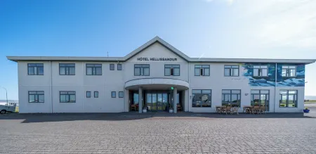 Adventure Hotel Hellissandur Отели в г. Snaefellsbaer