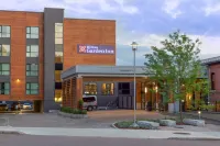 Hilton Garden Inn Burlington-Downtown Hotels in Burlington