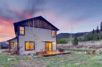 Scenic views from 4 bed Single family home - close to skiing and Lake Dillon Hotels near Dillon Reservoir