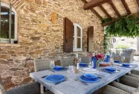 Beautiful stone house in St Clements Vineyards