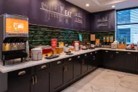 Hampton Inn & Suites Winston-Salem Downtown - breakfast