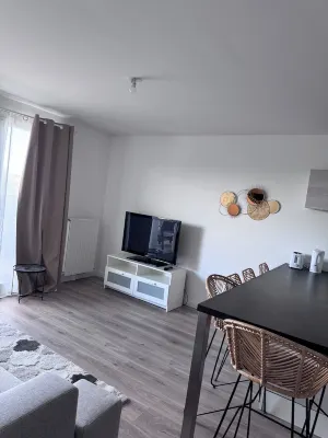 T2 apartment with private parking