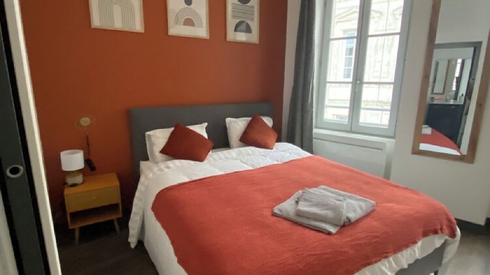 Maisonnette in the heart of Cognac! Pets welcome!