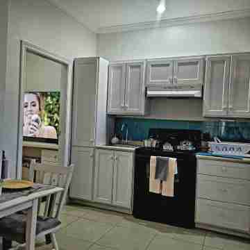 Modern Comfort in Woodbrook! Others