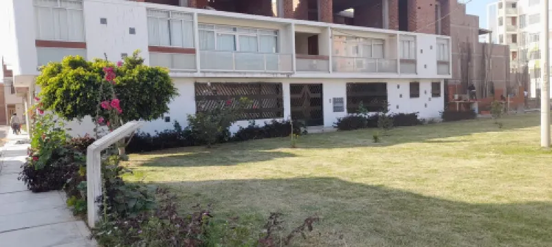 APARTMENT WITH WHIRLPOOL JACUZZI IDEAL FOR TRAVELERS AND FAMILIES