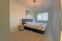 | Travl.is Expats | NL # Almere Hotel a Almere