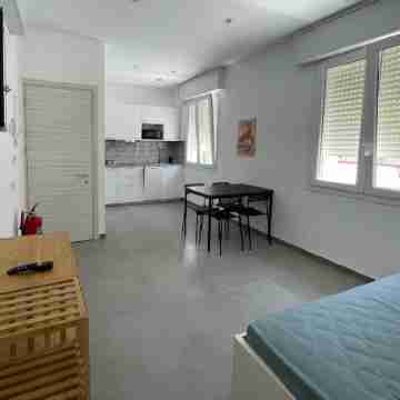 Villa Bianca apartments in Rimini a stone's throw from the sea Rooms