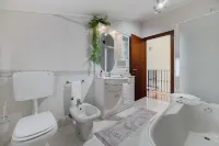 Iaio's Home - Design Home, Netflix & Wi-Fi Hotels in Gorizia