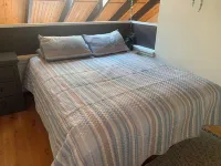 Lake Tahoe Getaway with Pool, Hot Tub, Tennis Court! Near Beaches & Restaurants