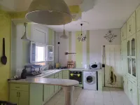 Detached villa with pool فنادق في محبوبين