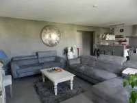 Bel Appartement Avec Grande Terrasse à 5mn à Pieds de la Plage et des Commerces