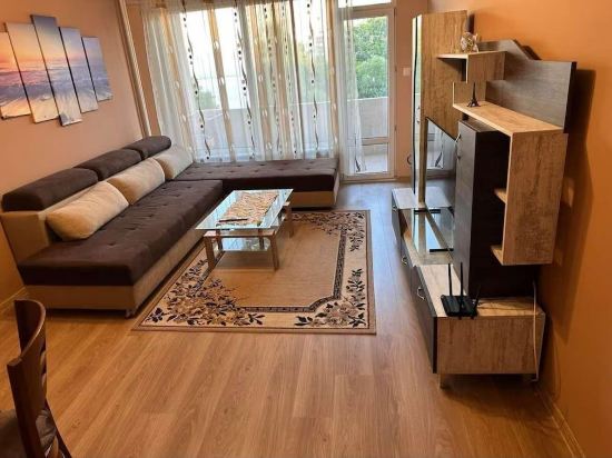 Fantastic apartment with WiFi in charming Sofia, Mladost 3