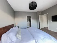 Pet-Friendly Townhome in Park City with Resort Views, Hot Tub, 2 Bed & 2 Bath