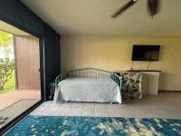 Spacious Molokai Style Condo - Locally Owned