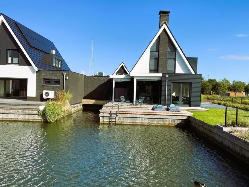 Holiday Home in Stavoren by Private Jetty - Homestays
