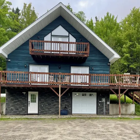 Riders welcome! Gorgeous 3-bedroom house with WiFi in Errol Отели в г. Эррол