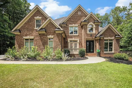 Atlanta Luxurious 6000 SqFt 9 Bedrooms w/ Hot Tub