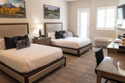 Huff House Inn and Cabins Hotels near Teton County Parks & Recreation