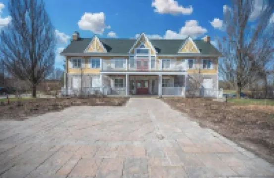 Wildwood Hot Tub + Indoor/Outdoor Pool + Sauna + Game Room