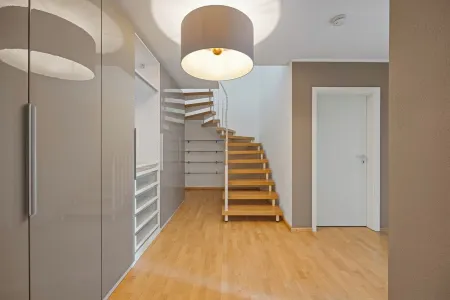 Bright 3-room maisonette apartment with 2 terraces near Schön Klinik Vogtareuth Отели в г. Штефанскирхен