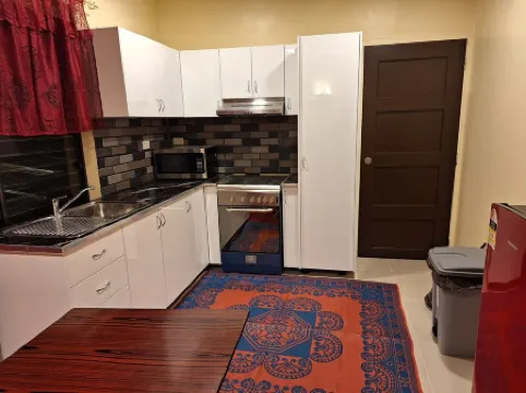 1 bedroom fully furnished flat