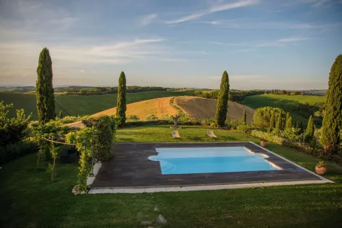 Bellagatta. The understated elegance of a home among the Sienese hills. Hotels in Buonconvento