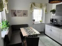 Modern and comfortably furnished new vacation apartment for 2 persons + infant Eibenstock 호텔