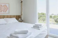 EIGHT OLIVES LUXURY VILLA Hotels in Polykhrono