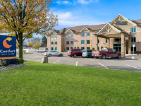 Comfort Inn & Suites Hotels in Taylor