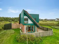 "Balthasar" - 200m from the Sea