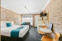 Garden City Motor Inn Hotels in South Toowoomba