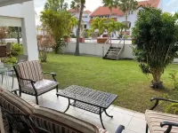 Walking distance to everything on Simpson bay area Restaurants, Beach, Nite Life