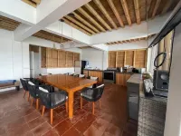 Hermosa Casa Bamboo Con Vistas! Hotels in El Cerinal