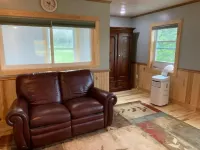 2 Valley View Family Farm Apartment