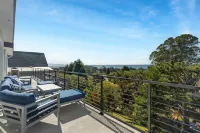 Ocean view, Brand new 3000 sq-ft  modern home Rio del Mar住宿飯店