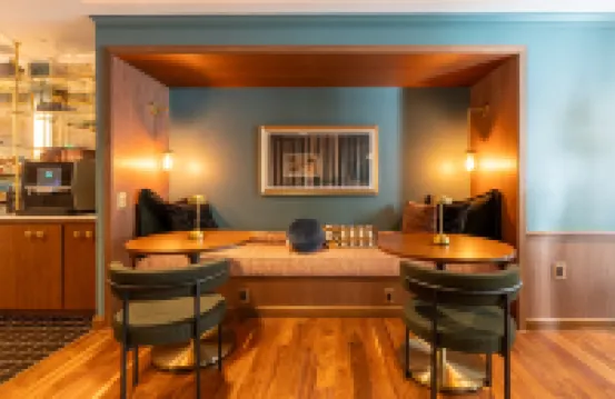 1BR | Views, Rooftop, Gym | Bellevue | Sophari B