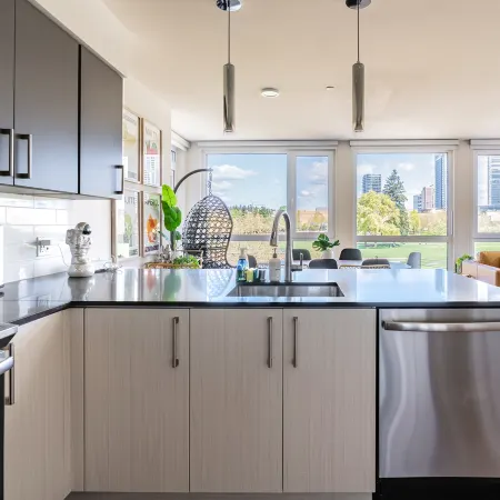 3BR | Views, Balcony, Gym | Bellevue | Sophari B