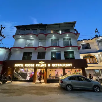 Hotel Kuber Palace Badrinath