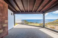 Villa Eastern Edge by Homie