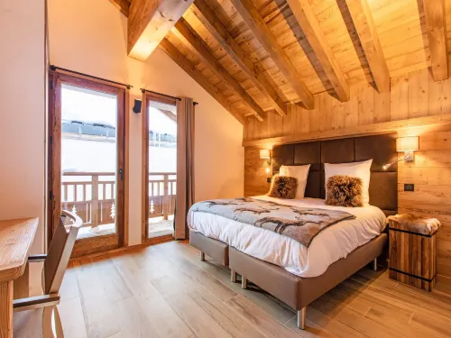 Chalet in Champagny by Ski Slopes