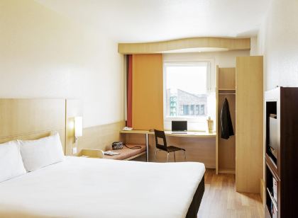 ibis Oviedo